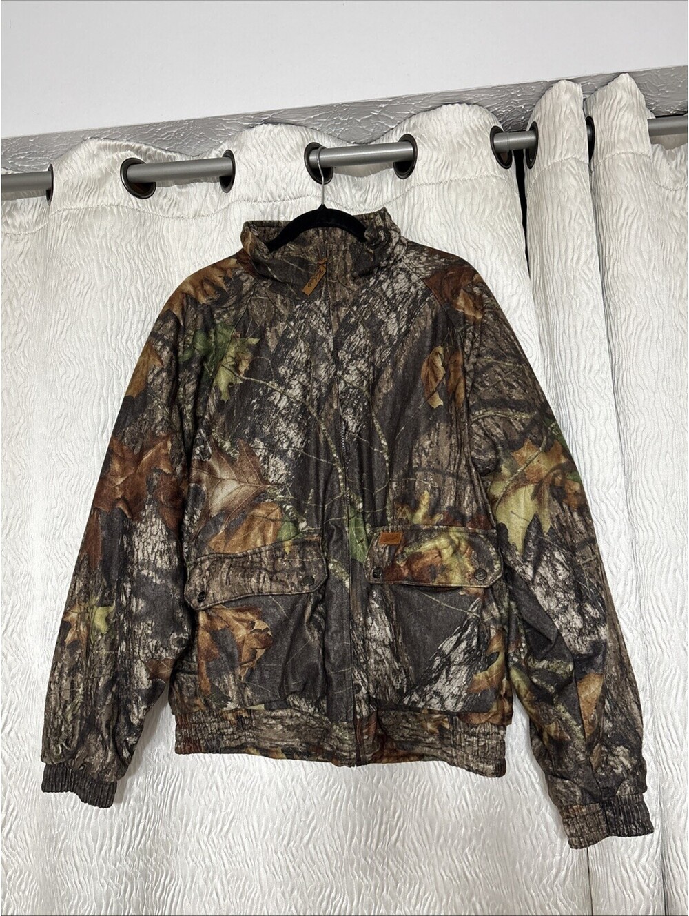 Vintage Woolrich Insulated Hunting Jacket  Realtree Hardwoods Camo L Large